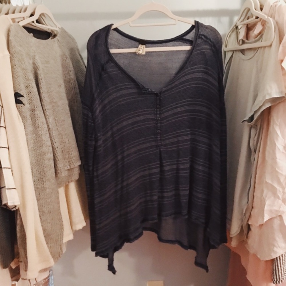 Long sleeve free people light sweater